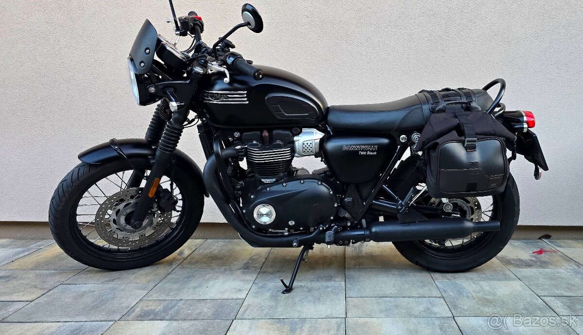 Triumph Bonneville T100 Black