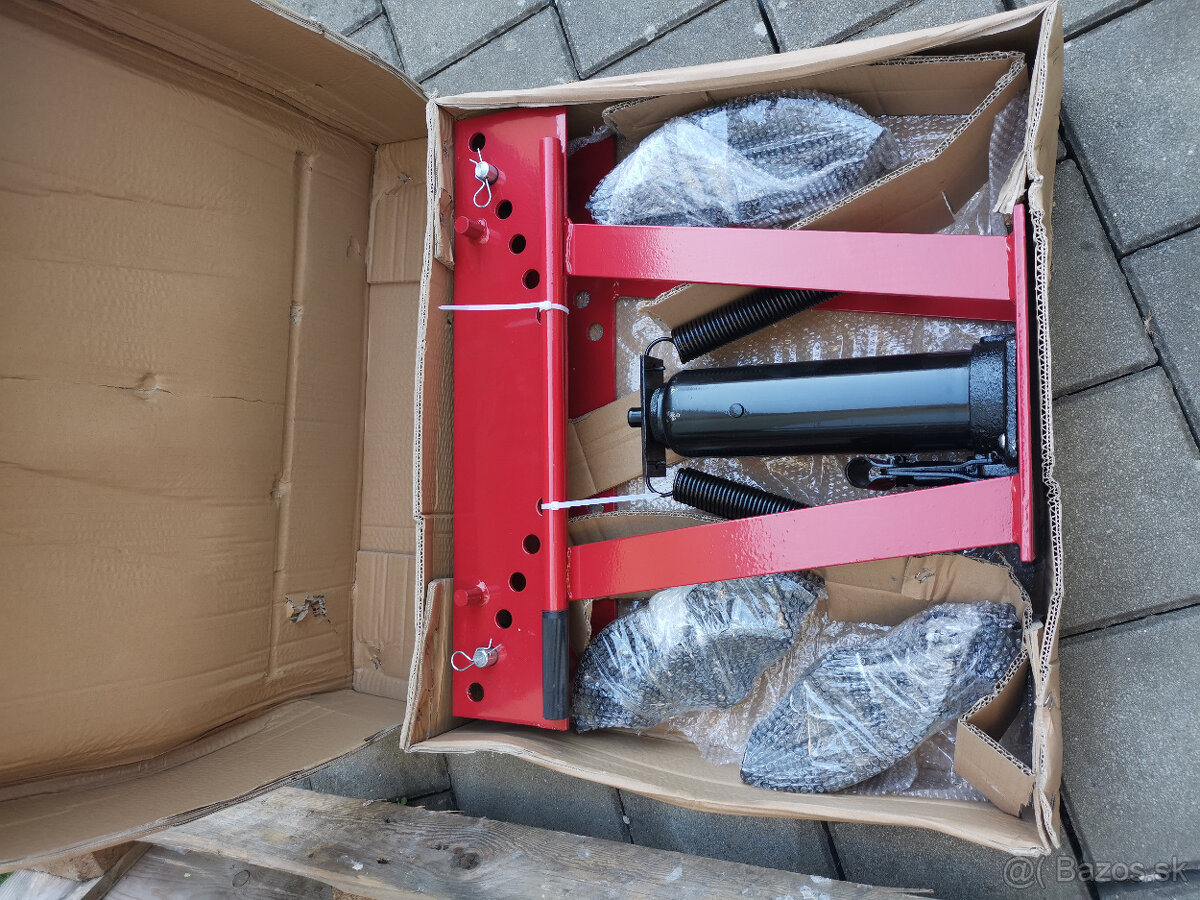 Hydraulická ohýbačka rúr 12 ton – 6 vymeniteľných foriem