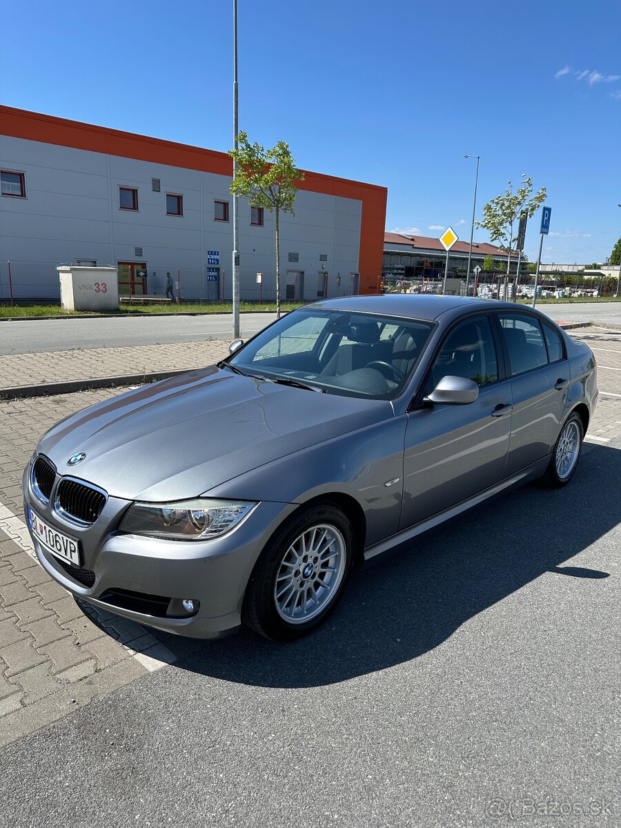 BMW 318d (E90) - 2010