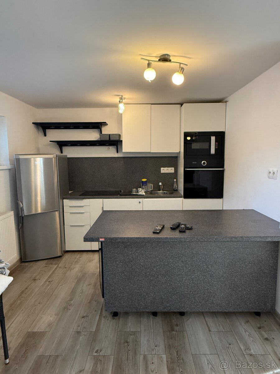 Kuchyna so spotrebičmi