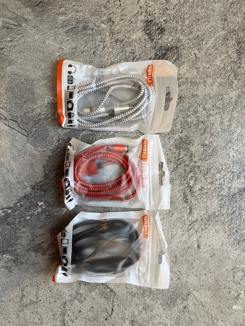 Magnetické káble na iPhone Nové