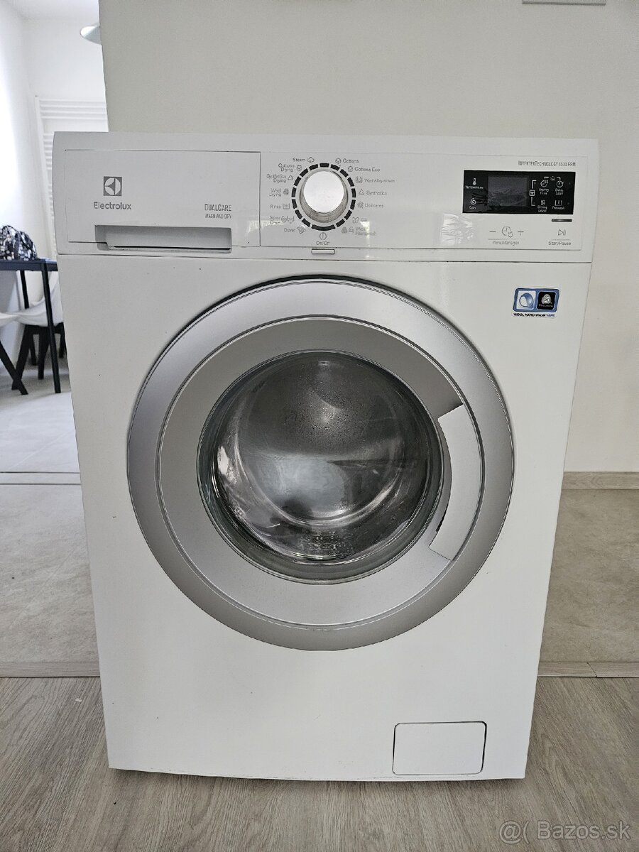 Pračka-Sušička Electrolux