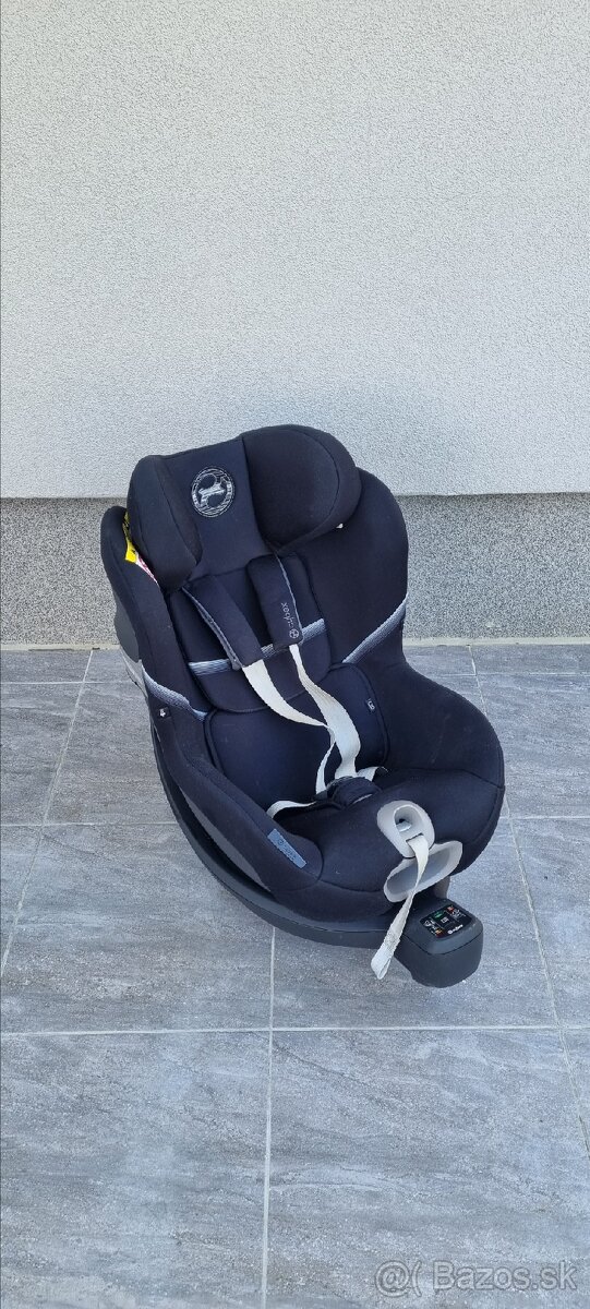 Predam autosedačku Cybex isofix 360 stupnova