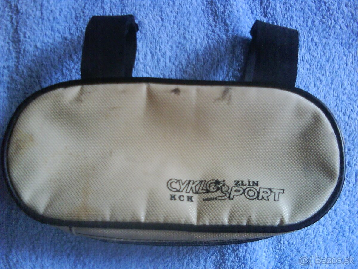 Retro kapsička