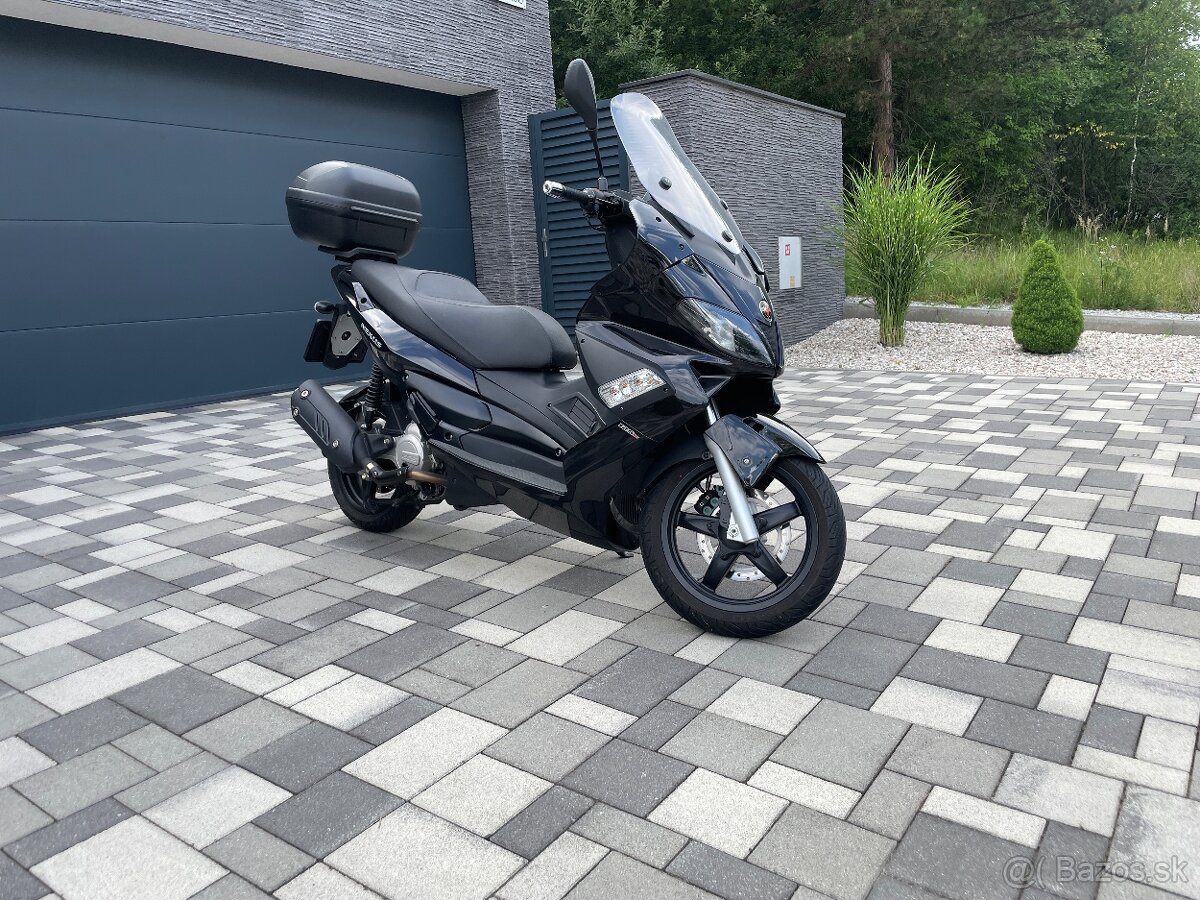 Predám skúter GILERA NEXUS 125 ie