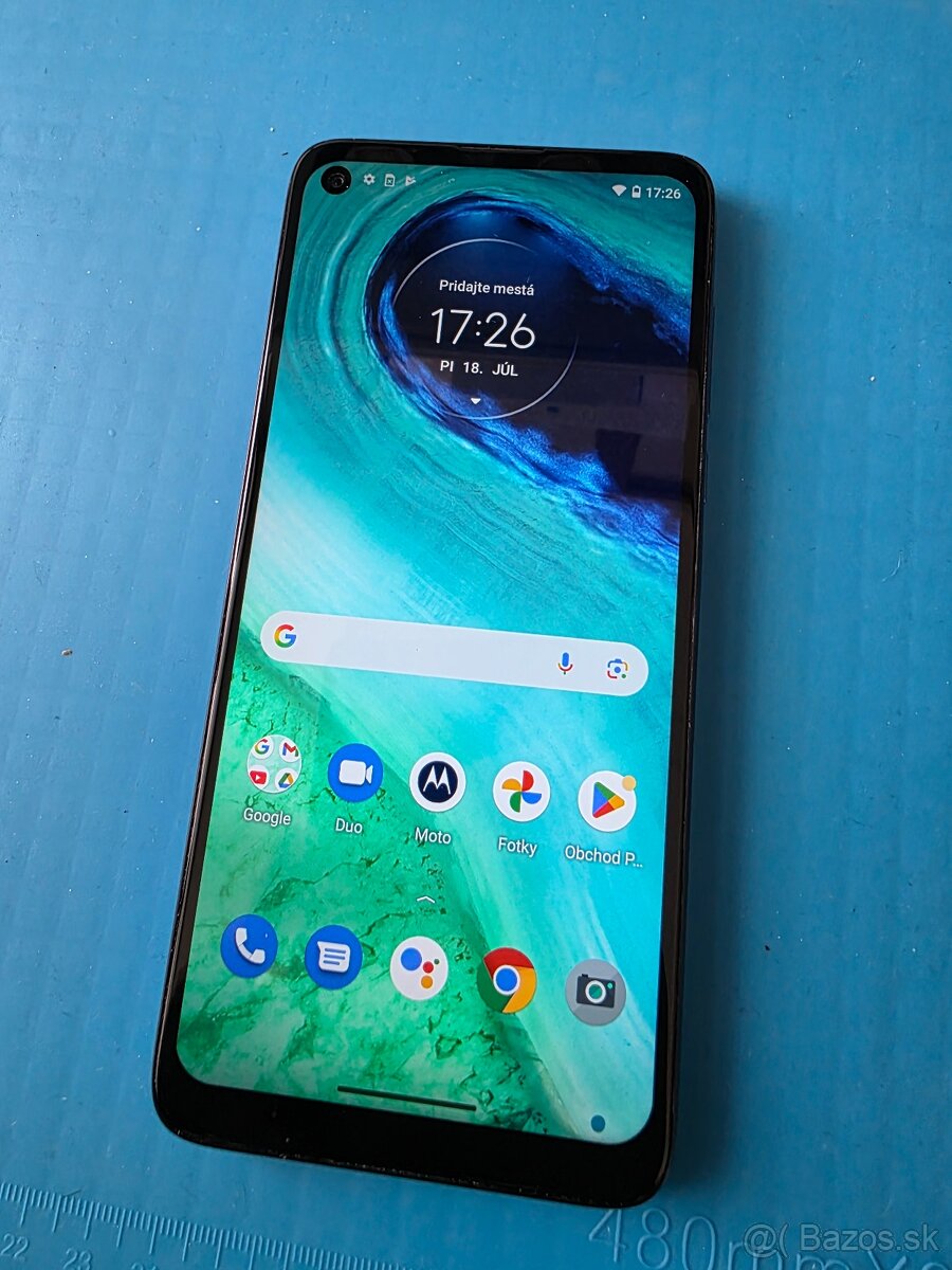 Moto G8