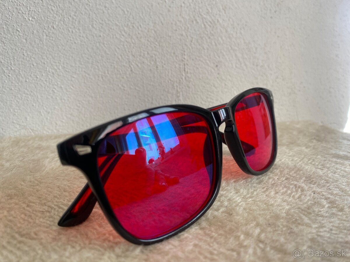 Okuliare proti modremu svetlu