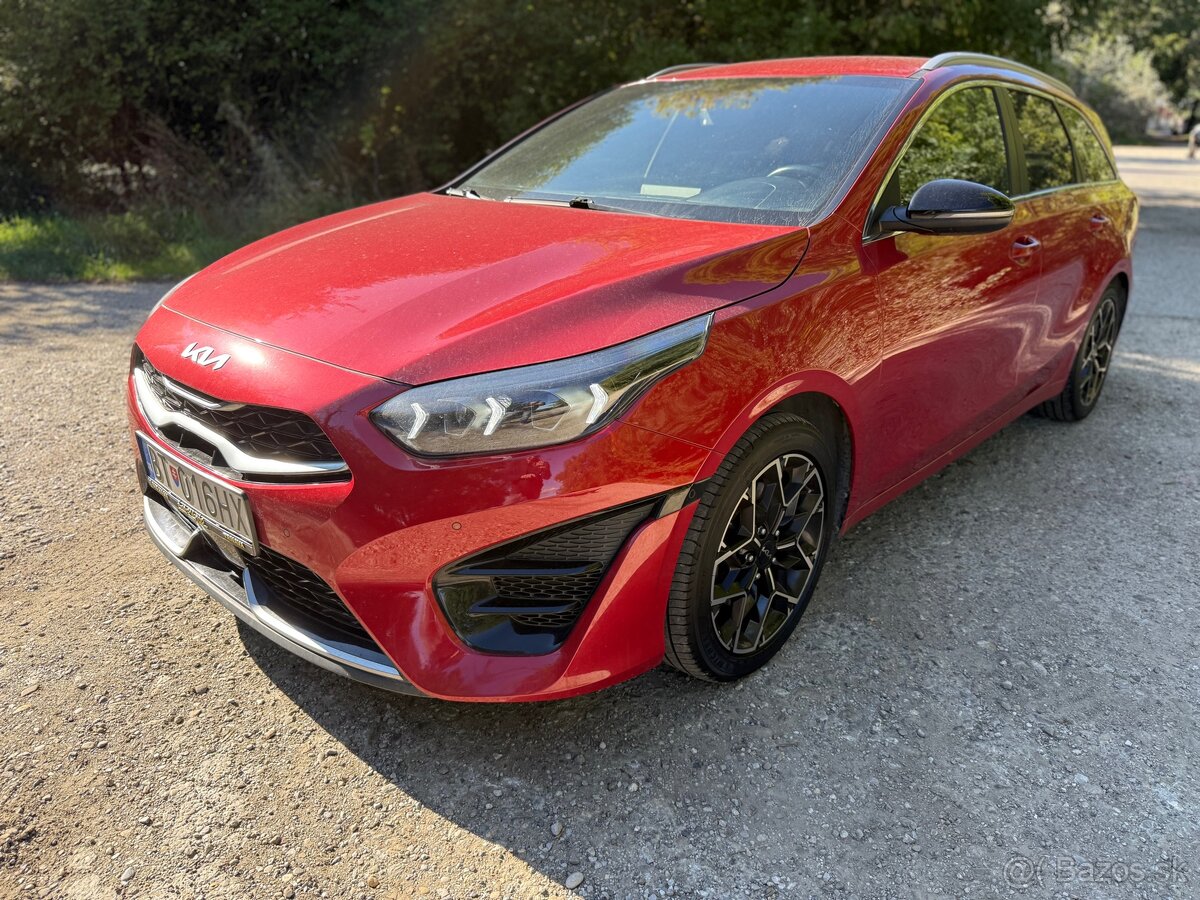 Kia Ceed SW 1.6 CRDi MHEV GT-Line A/T