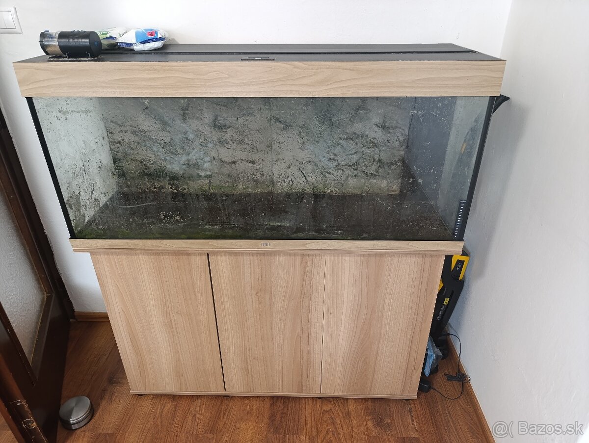 Akvárium JUWEL 240 L