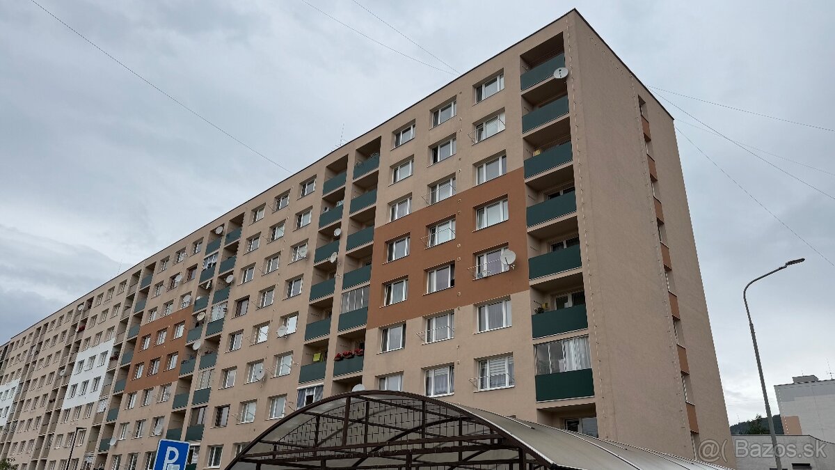 3 izbový byt na prenájom v Brezne blízko centra