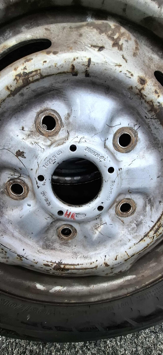 Zimne kolesa 195/70R15C