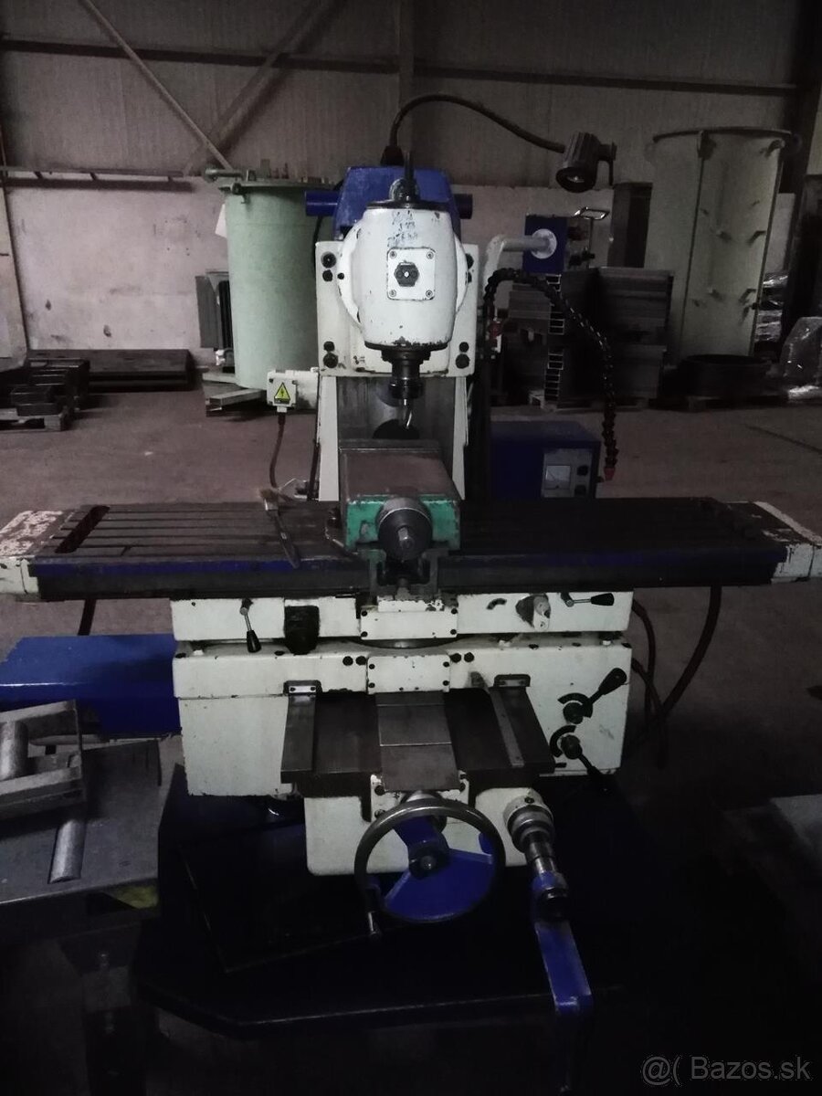 Nástrojářská frézka TOS FA 3C (5756)