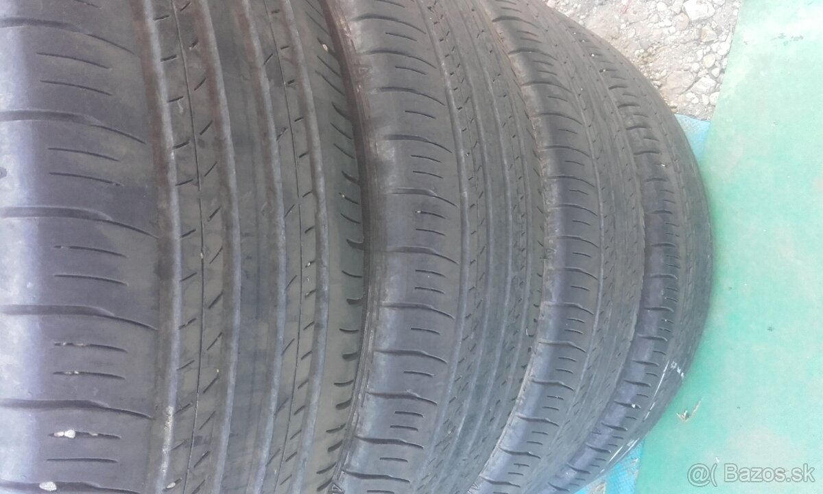 225/60/18 letna sada Dunlop
