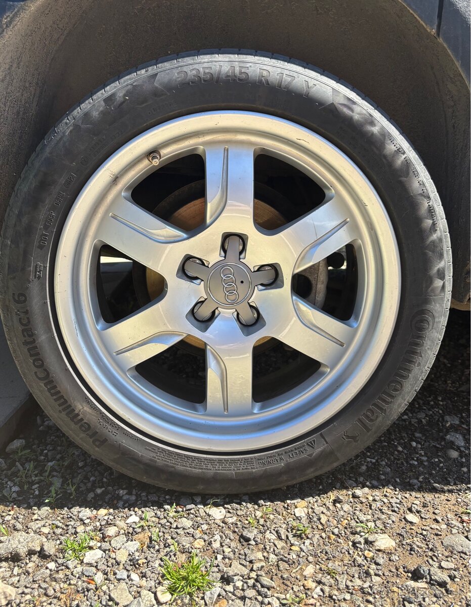 5x112 235/45 R17 Continental