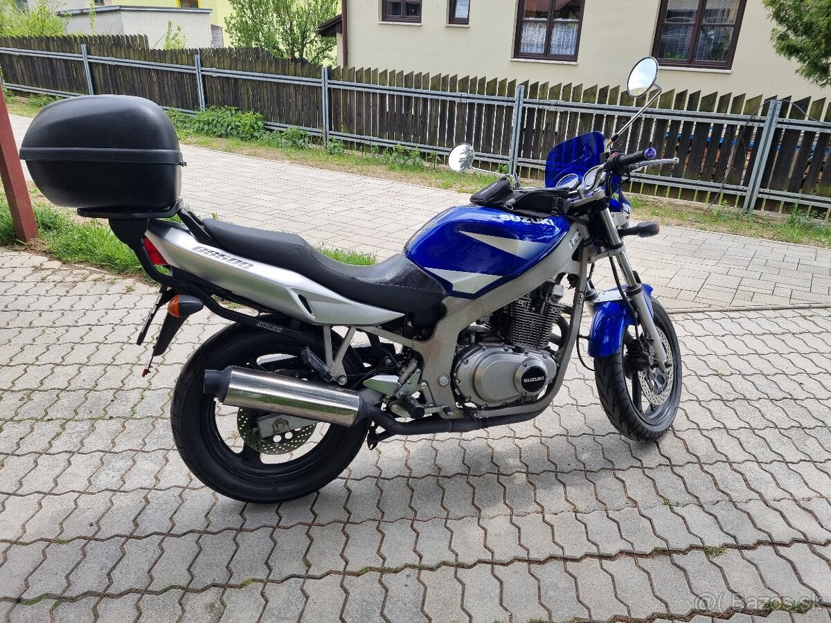 Suzuki GS500