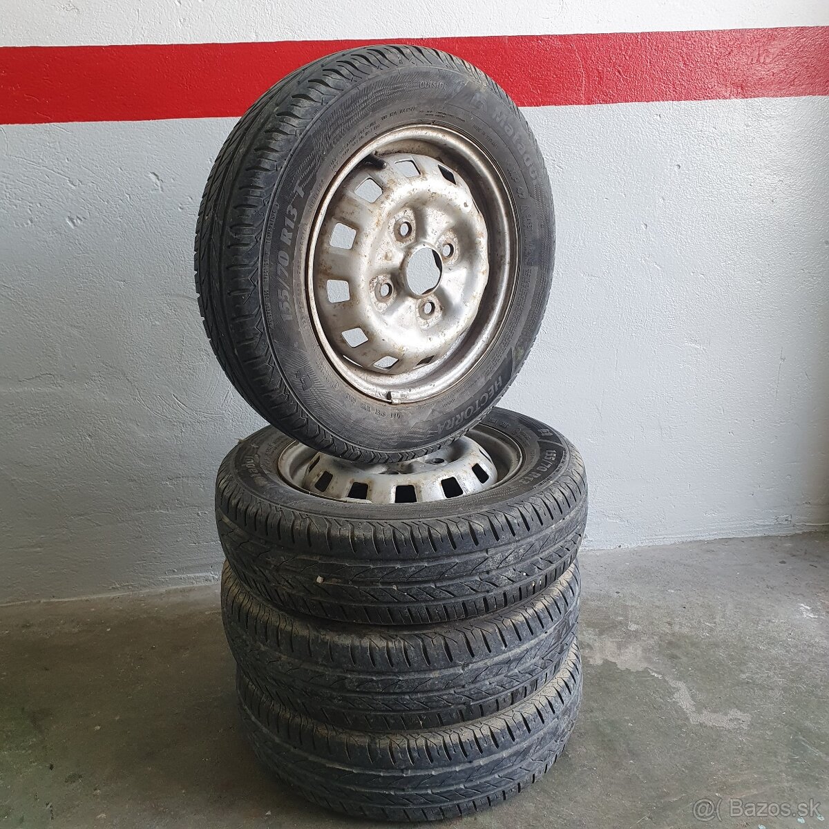 155/70 R13 letné, plechové disky 4x114.3