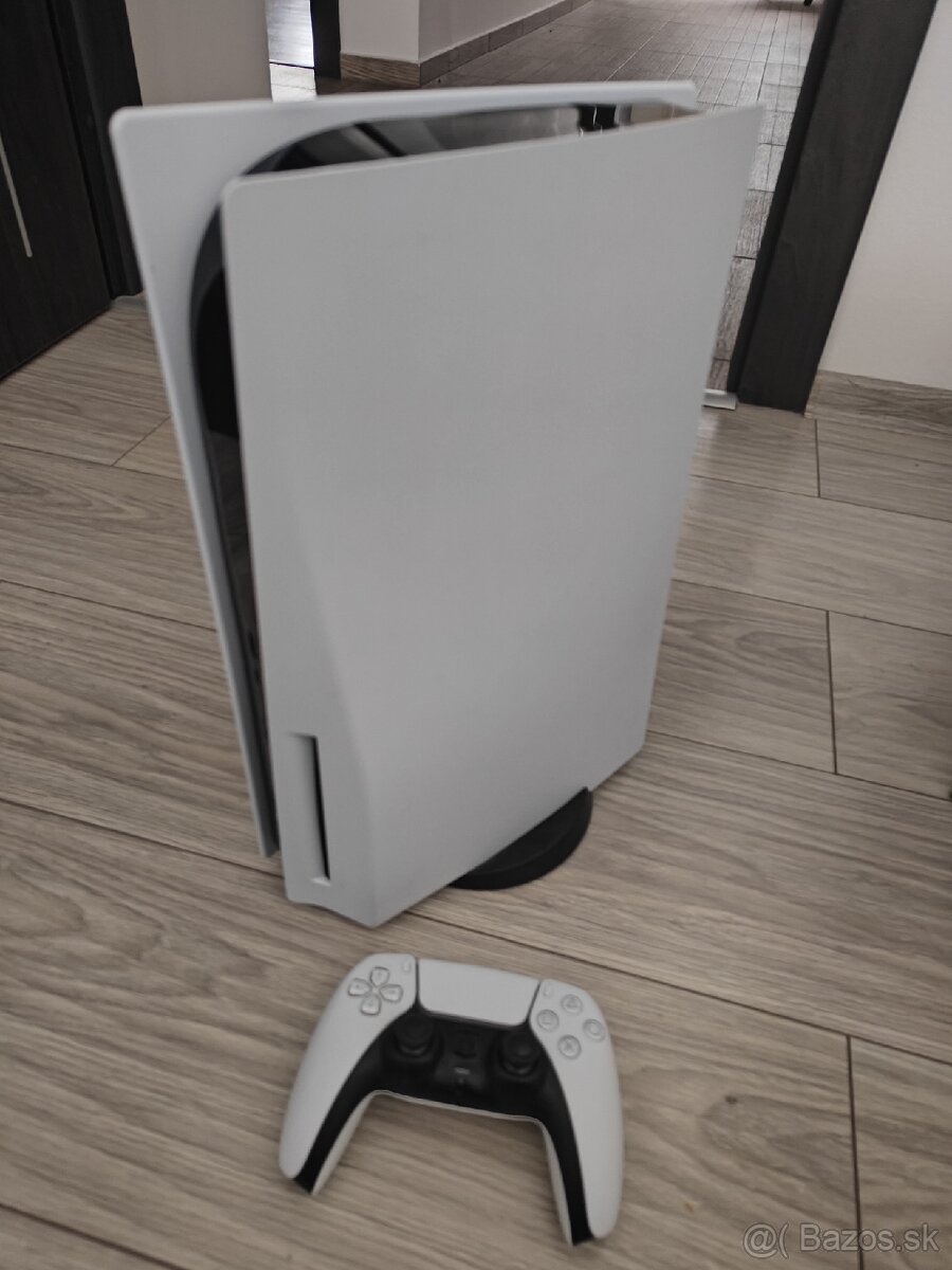 PS5 s mechanikou