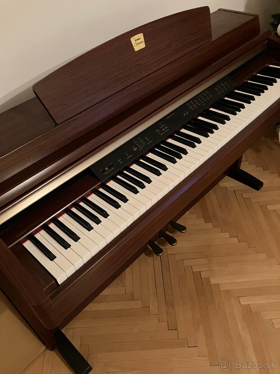 Yamaha Clavinova