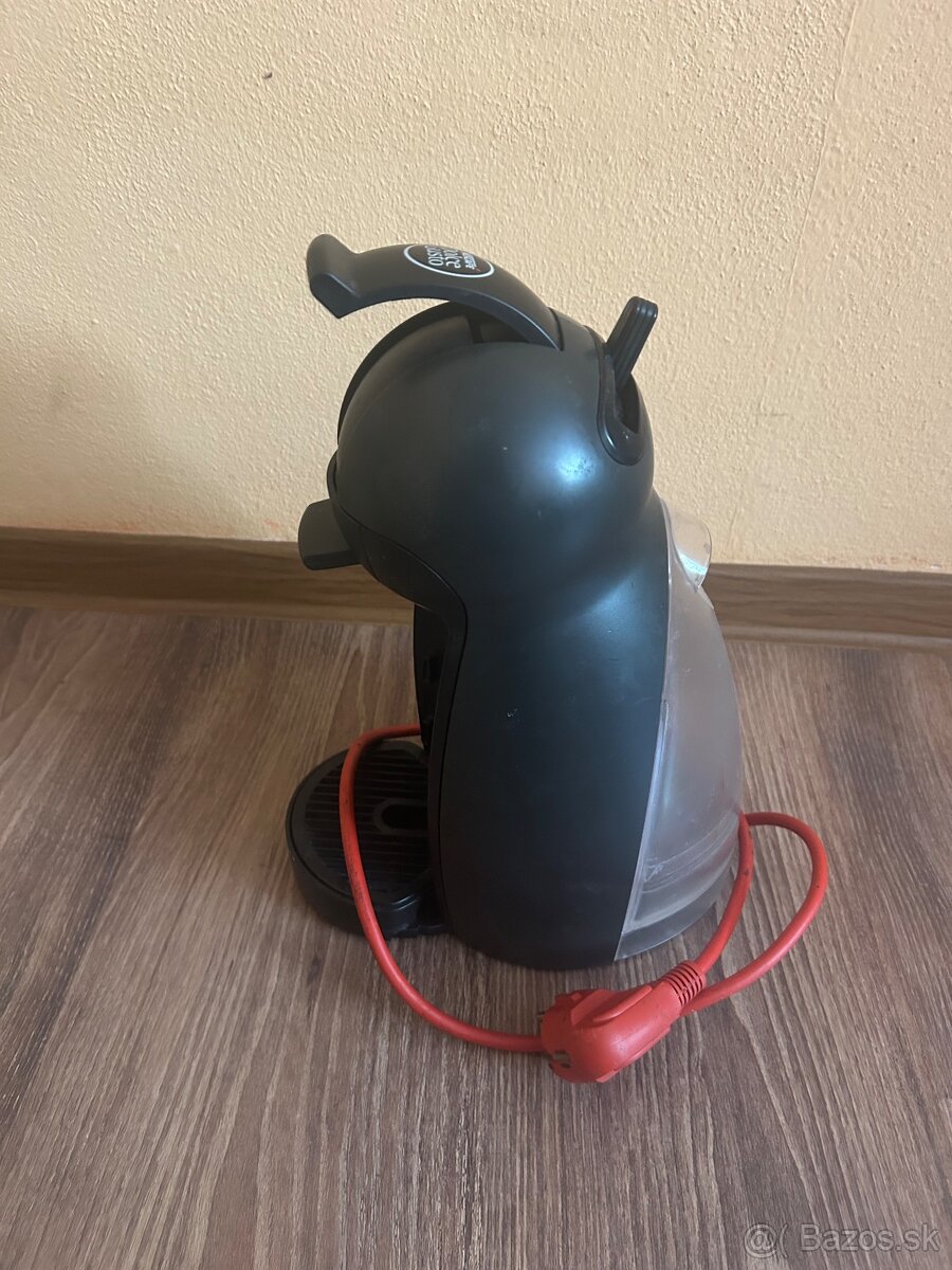 Kávovar Dolce gusto