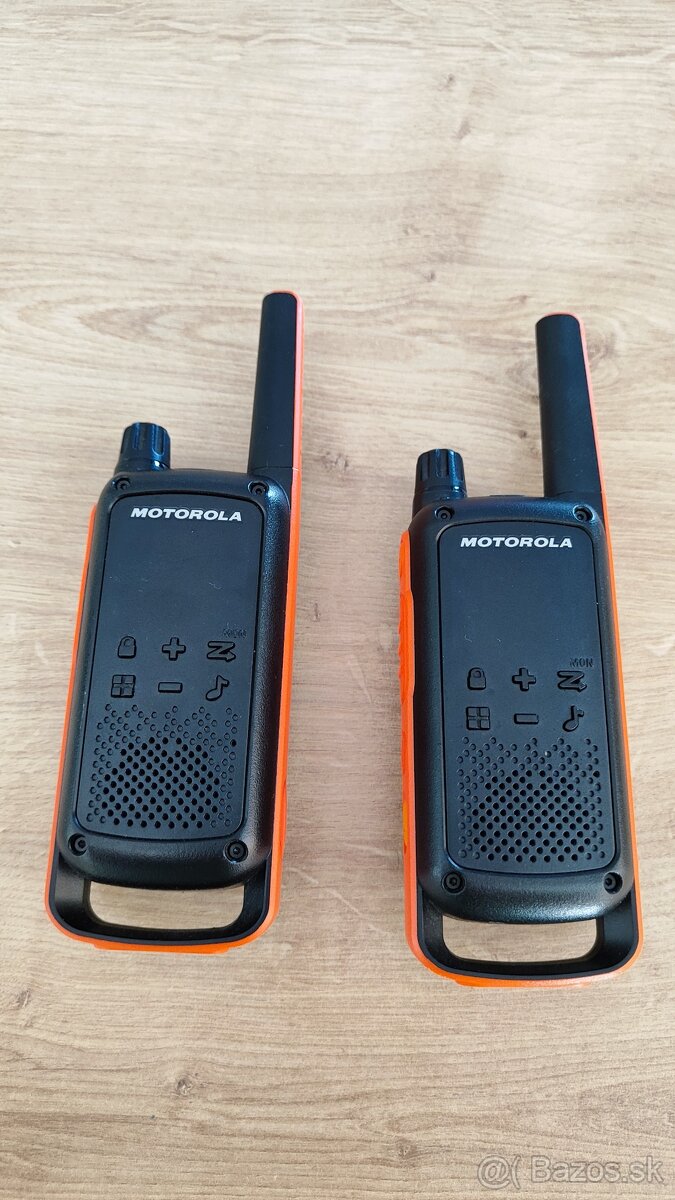 Vysielačky Motorola TLKR T82