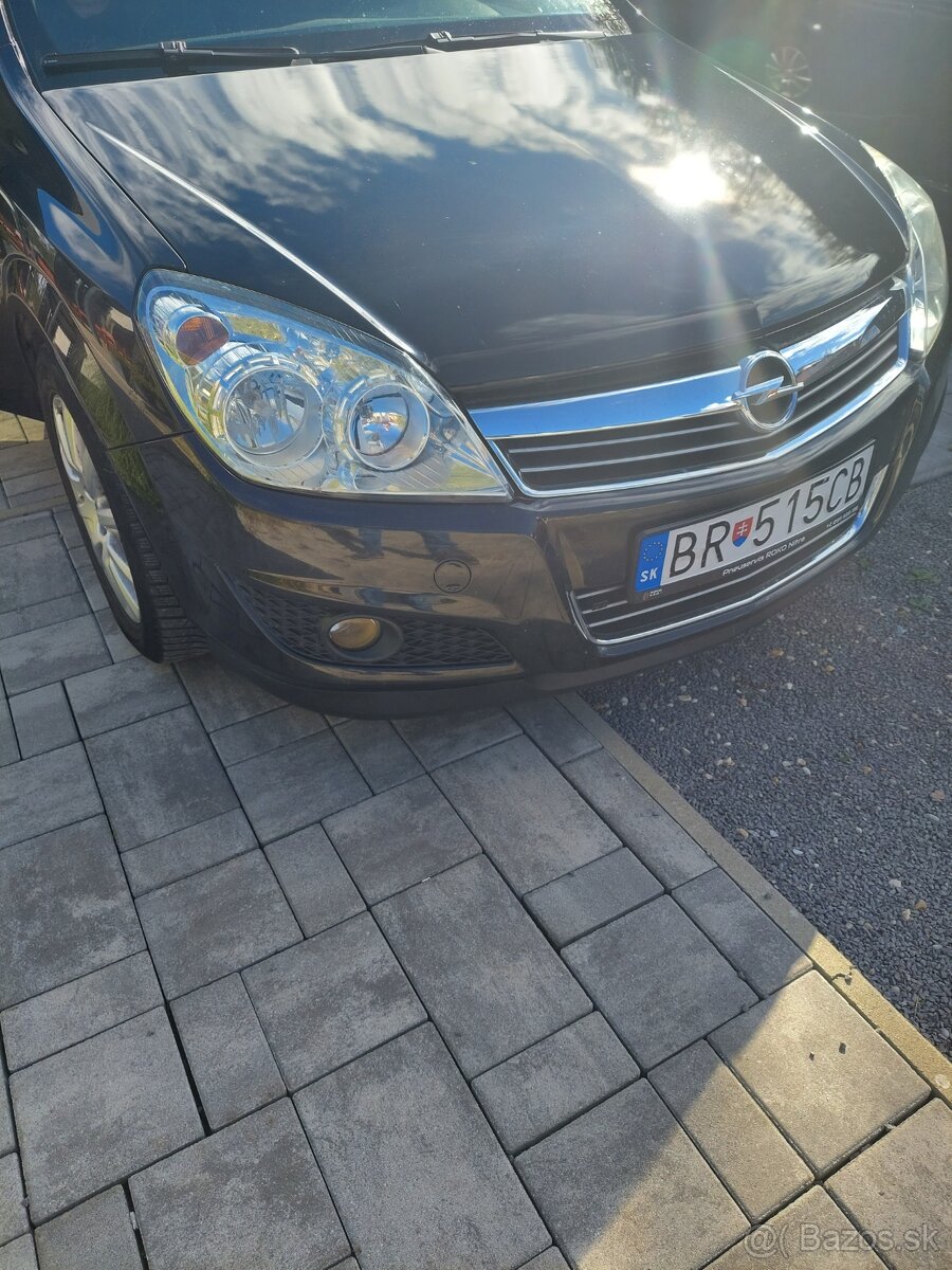 OPEL Astra VAGON.kombi r.v.2010.