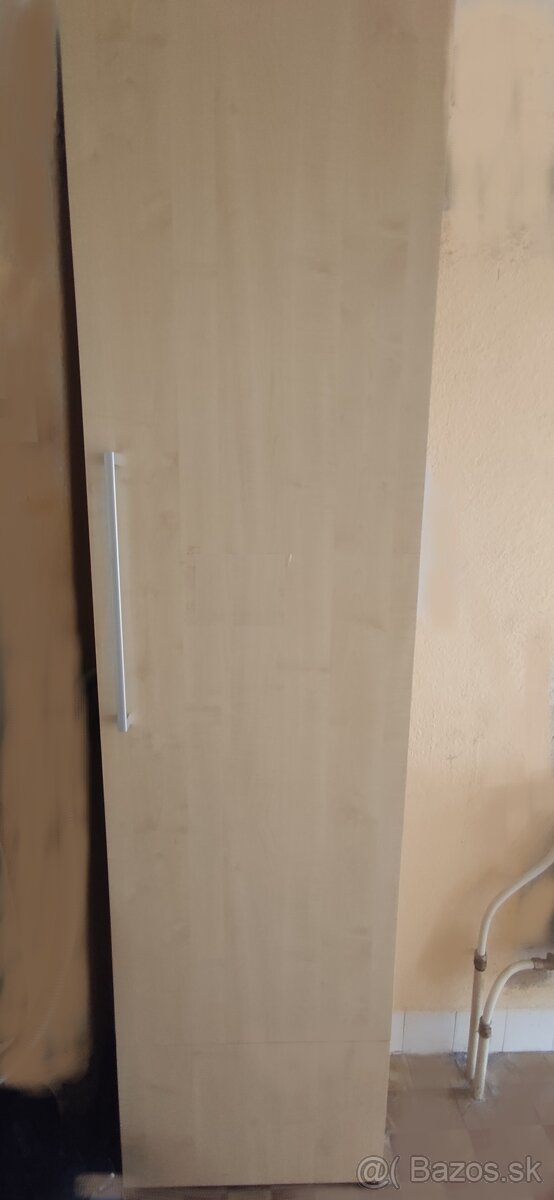 Policova skrina ako nova