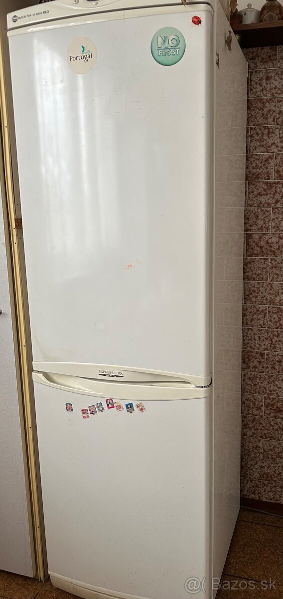 LG chladnicka s mraznickou