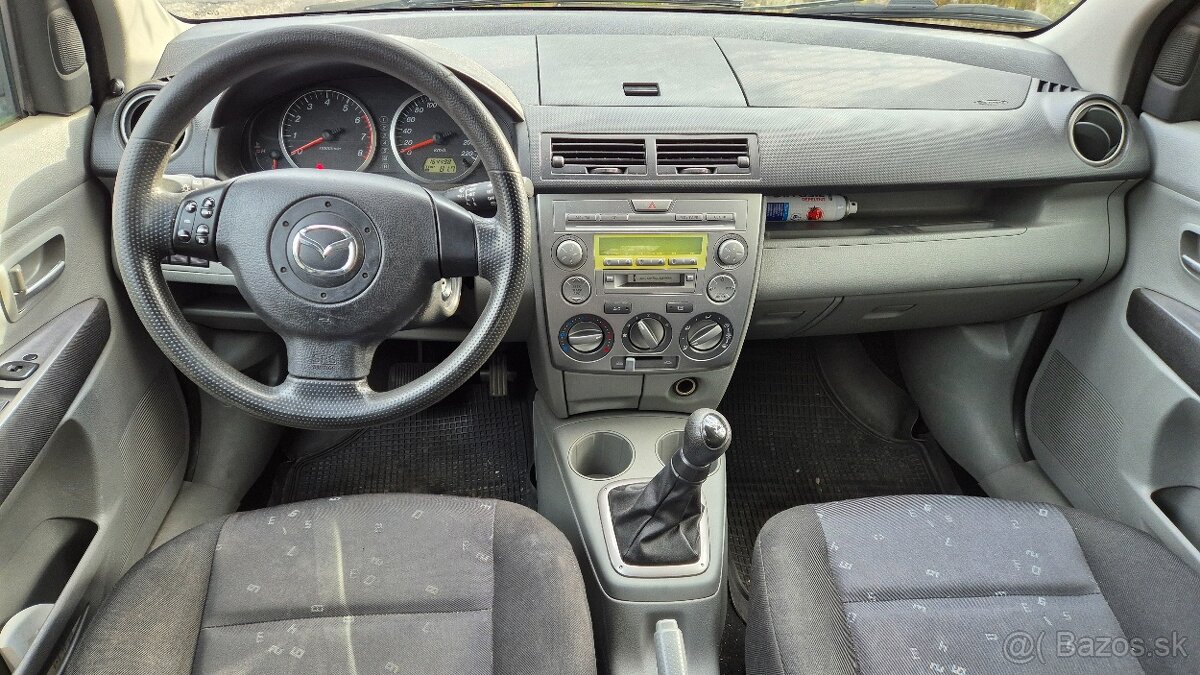 Mazda 2 automat , benzin , STK + EK 4/2027