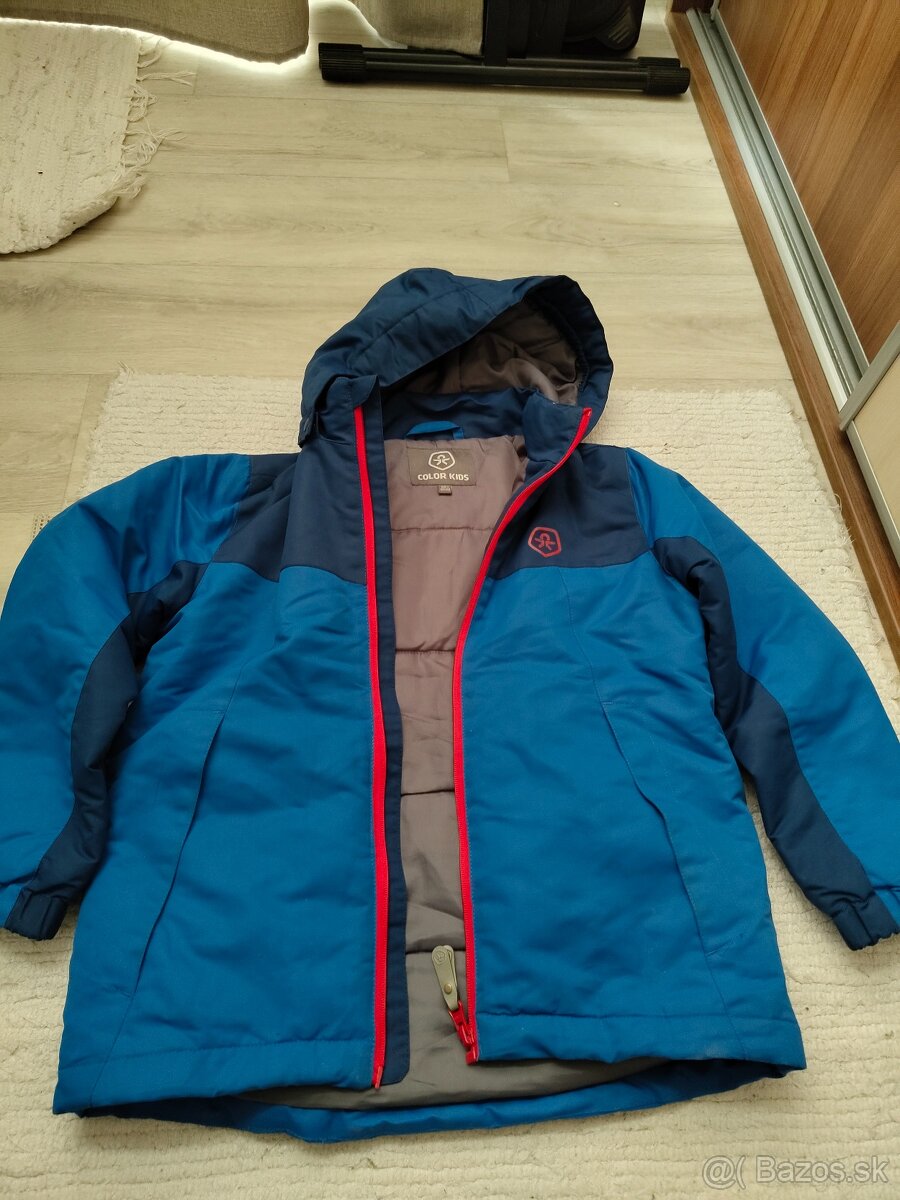 Softshellová bunda 122/128 chlapčenska