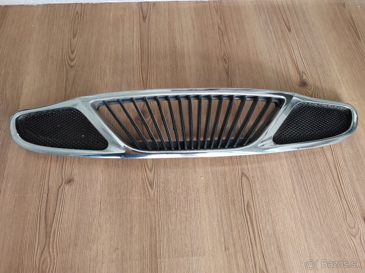 Daewoo Nubira predná maska