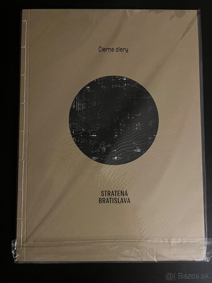 Čierne diery Stratena Bratislava kniha