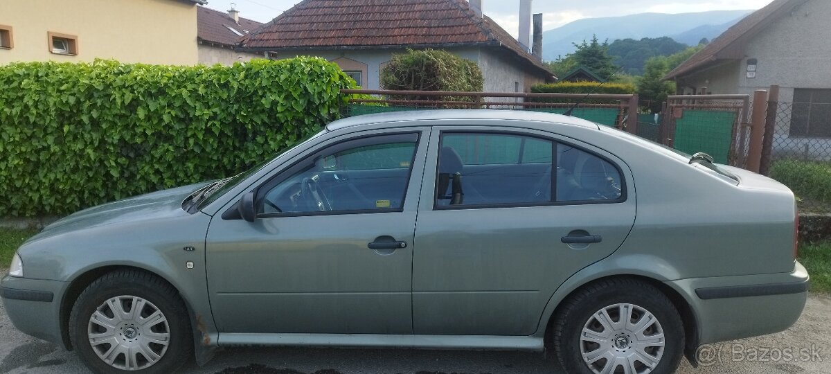 Škoda Octavia 1U