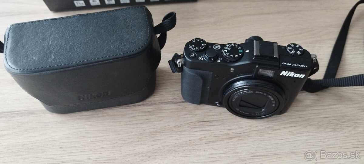 Nikon Coolpix P7000