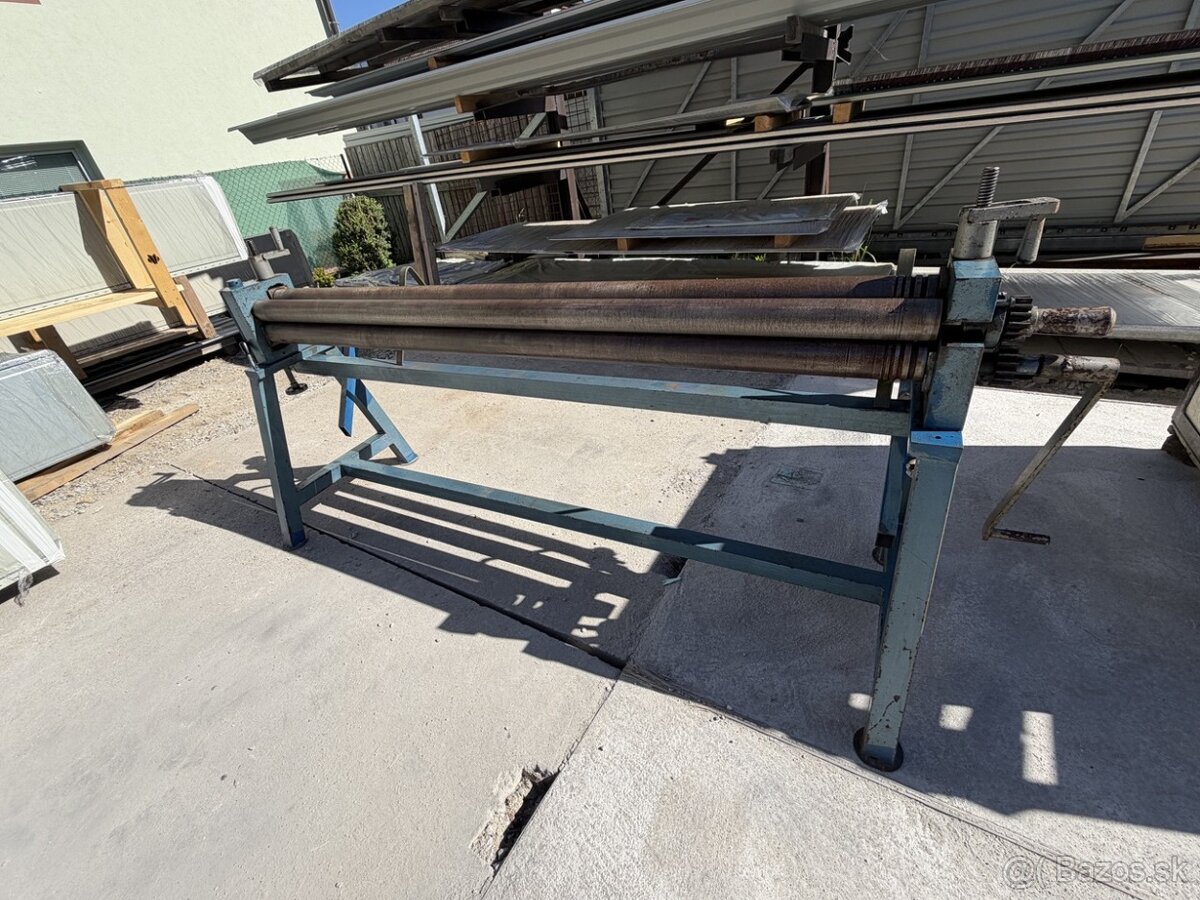 Zakružovačka 2/2000 (9207)