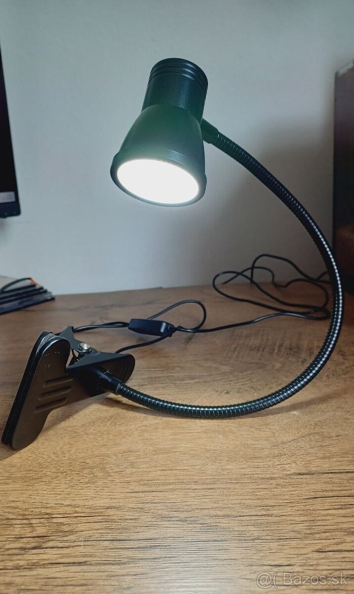 LED svetlo pre malé akvárium
