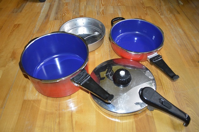 predam set FISSLER, tlakovy hrniec