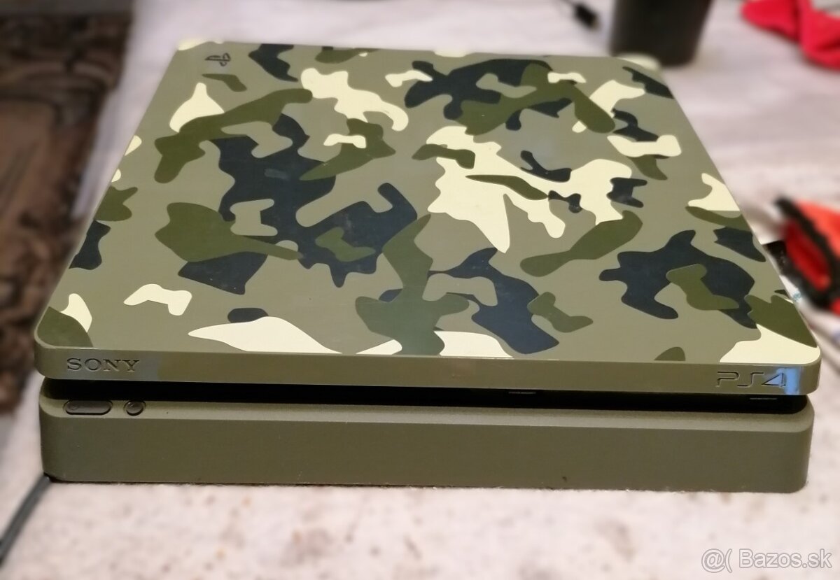 PS4 Slim Camouflage + PS4 Kamera - rýchly predaj