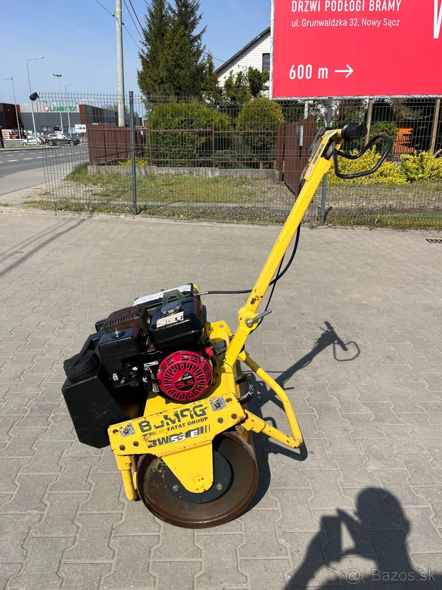 Rucne Vedeny Vibracny valec Bomag BW 55 E