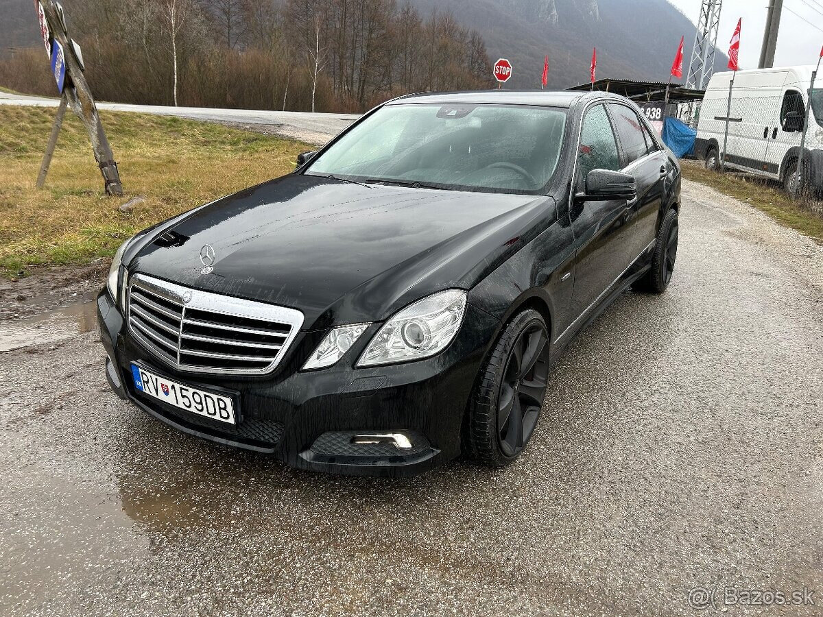Mercedes E 220