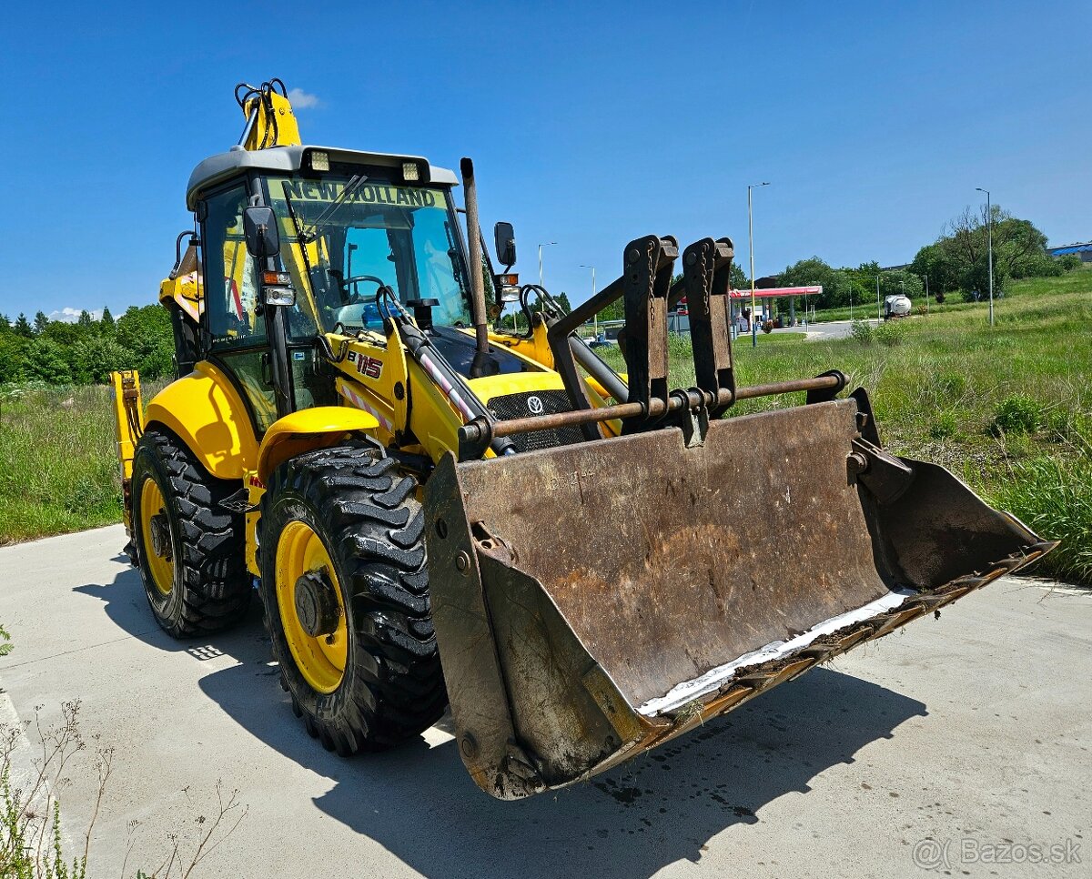 New Holland B115 Joystick