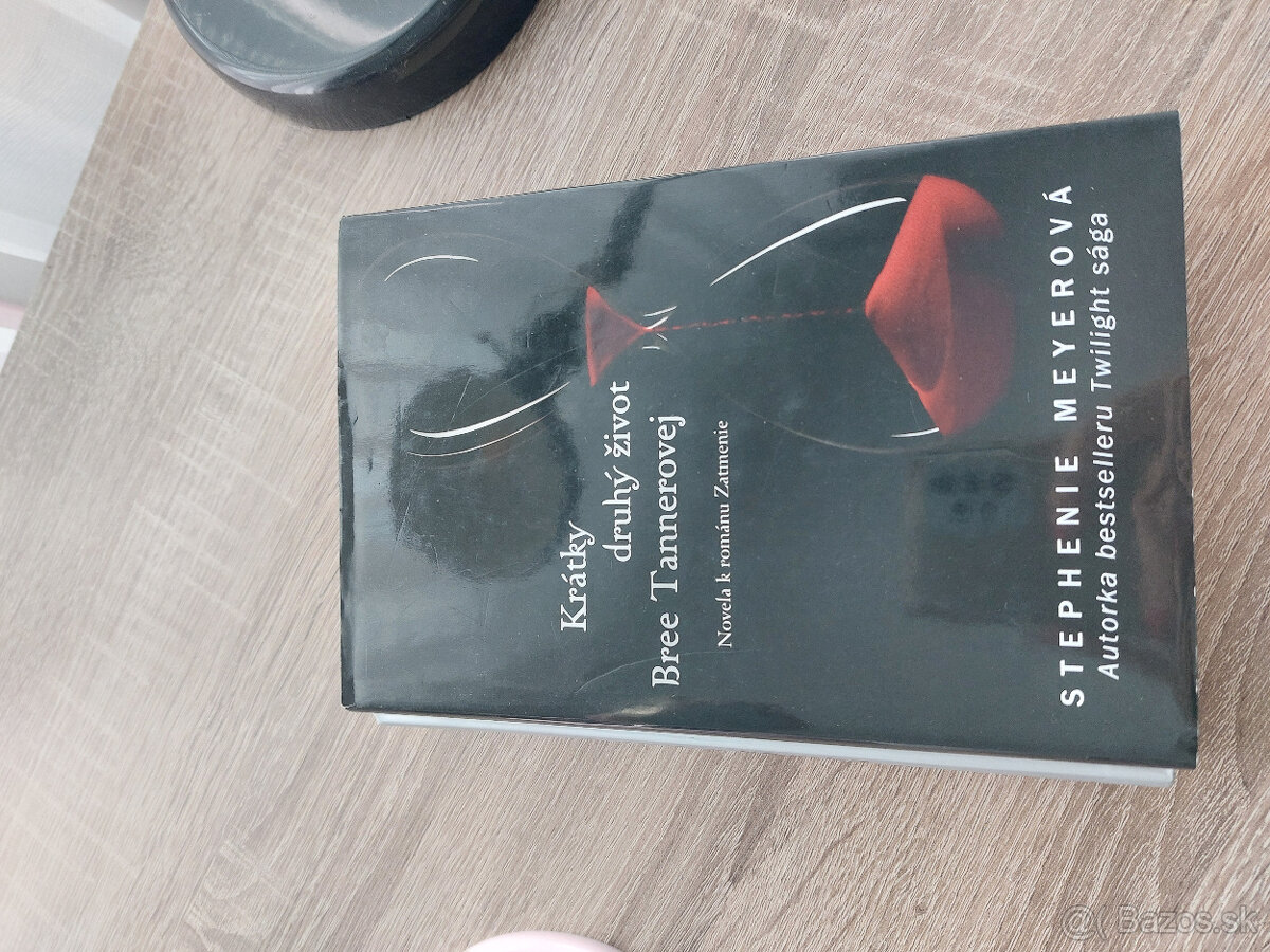 Predám Krátky druhý život Bree Tannerovej - Stephenie Meyer