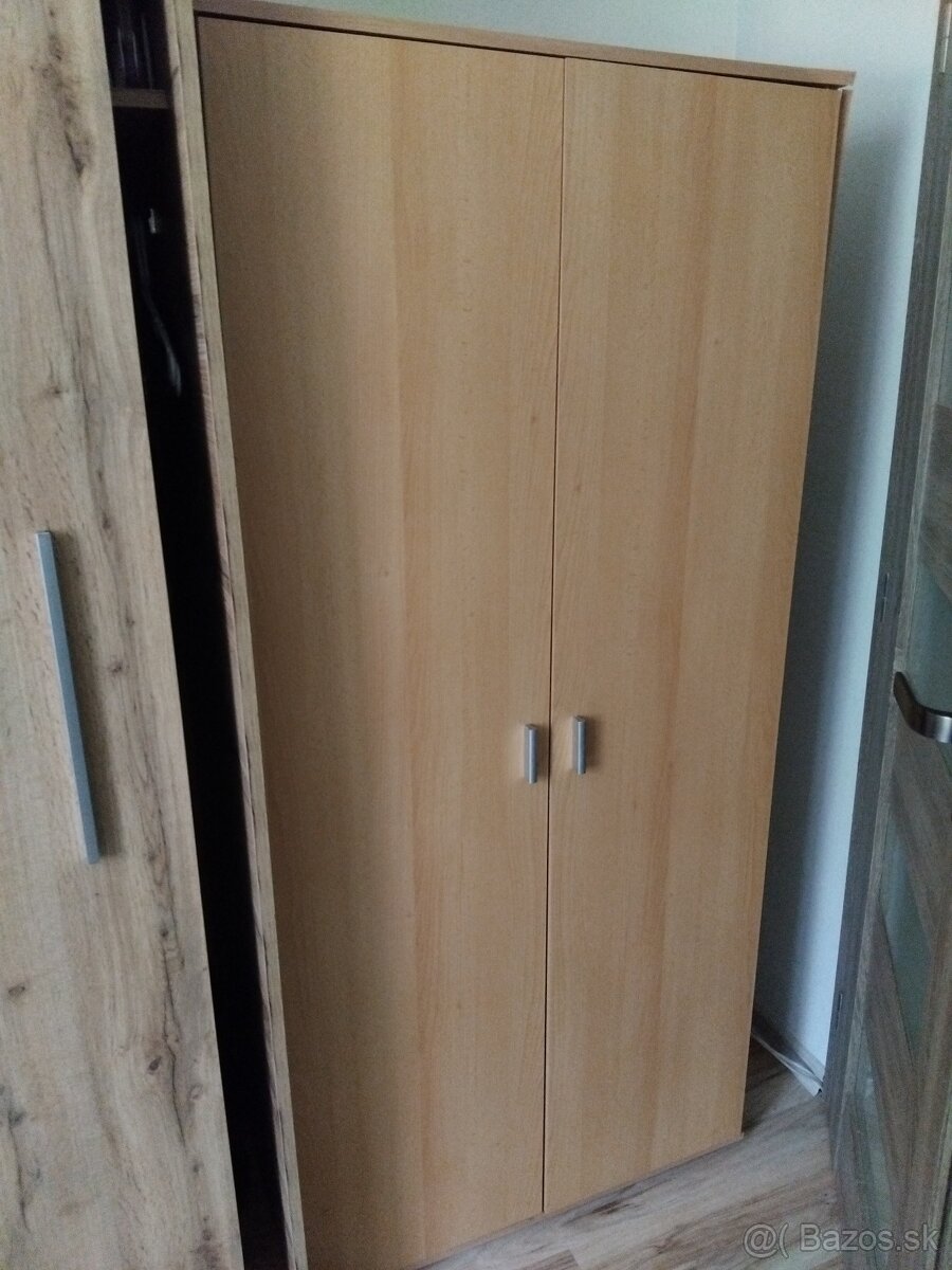 Skriňa