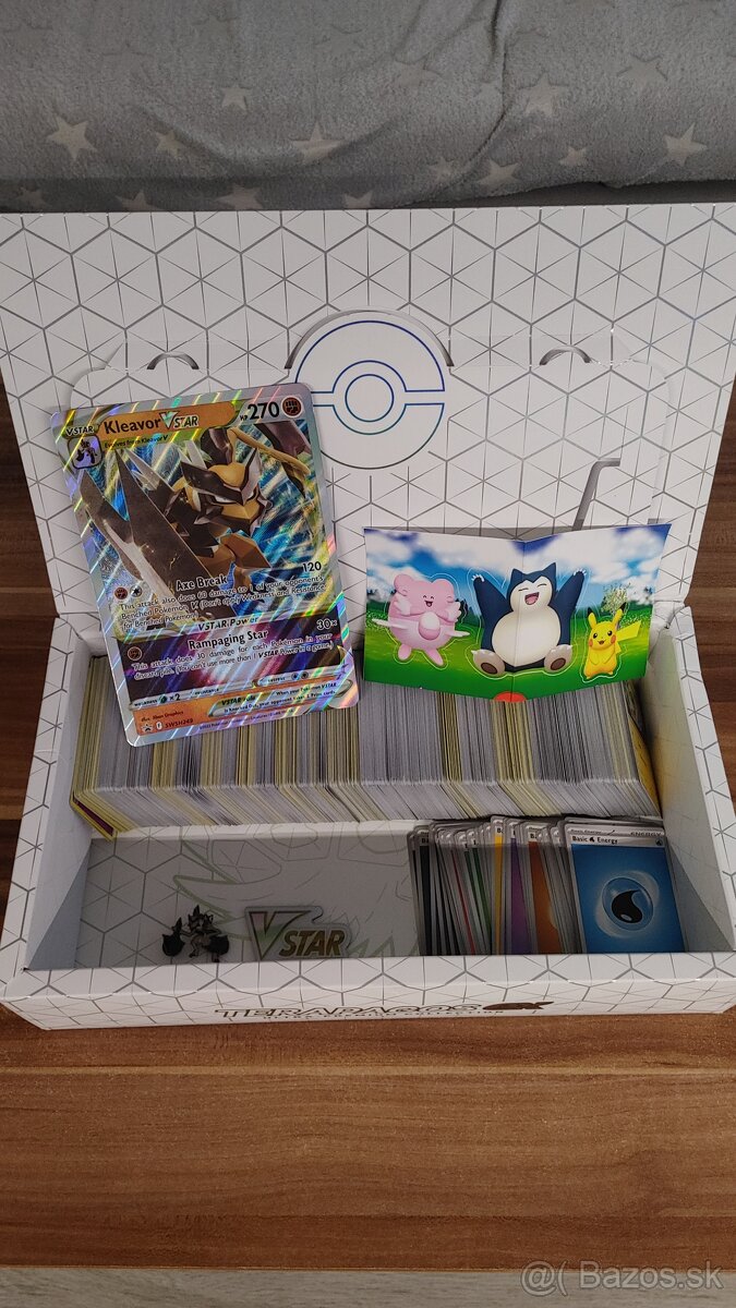 Predám original Pokemon kartičky 1000ks