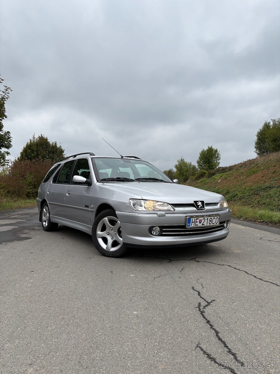 Peugeot 306 v limitovanej edícii Saint-Tropéz