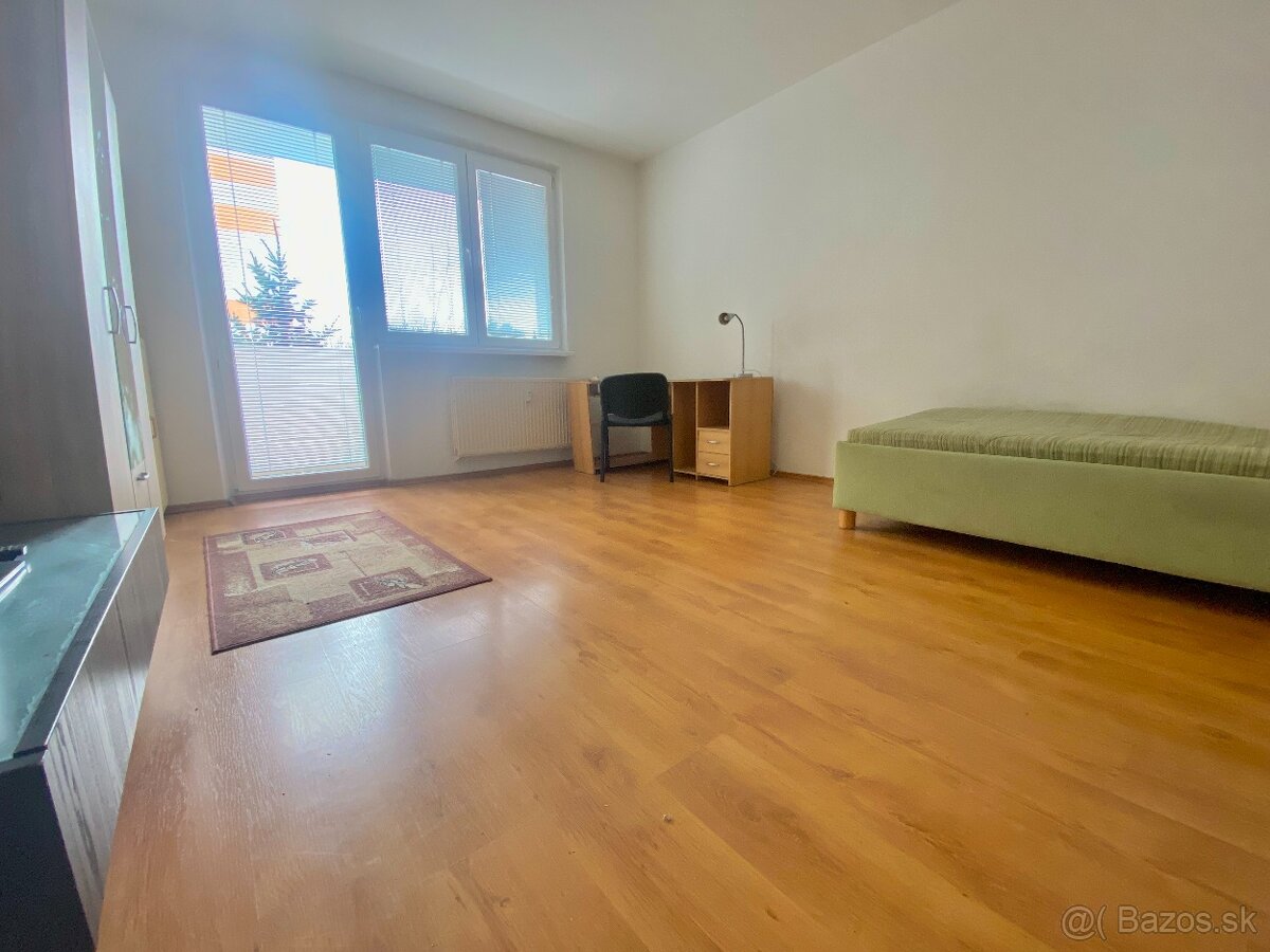 PRENÁJOM veľký 3i byt Bratislava, Karlova Ves, ul. Beniakova