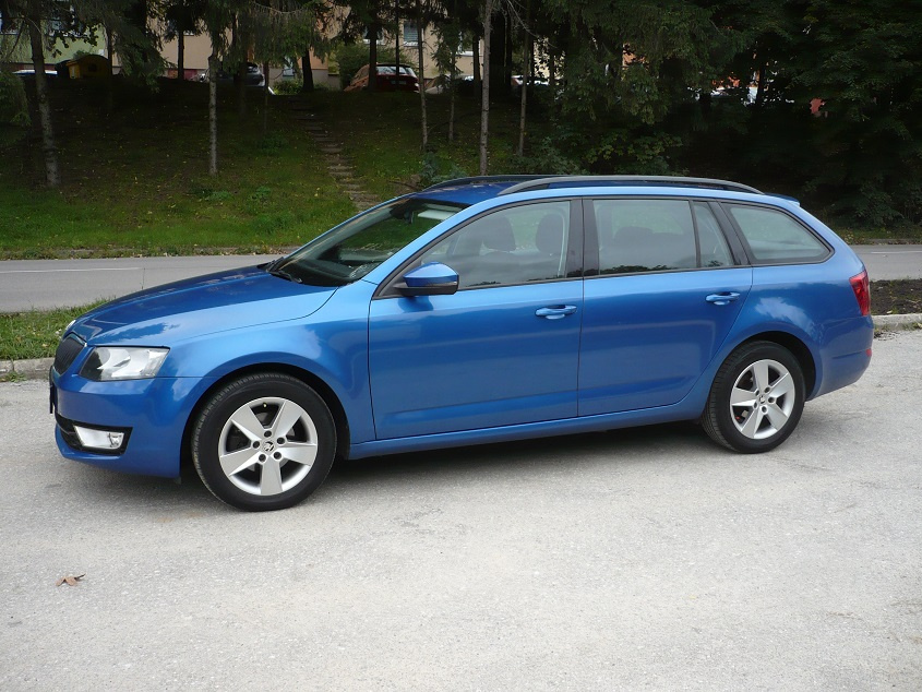 SKODA OCTAVIA COMBI 1,6TDI 81KW,1.MAJ.KUP.SR