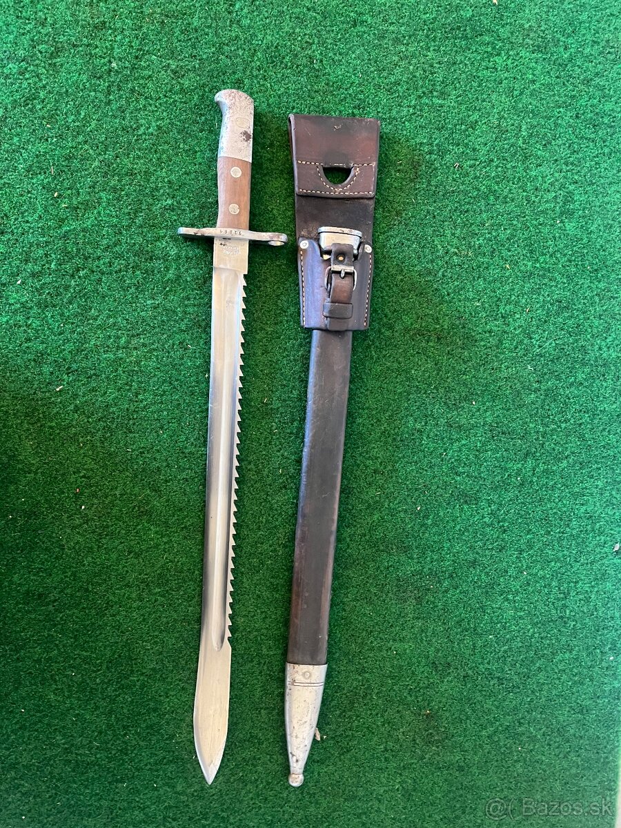 Švajčiarsky Bodak s pilou