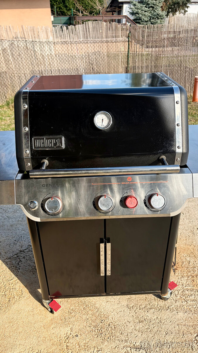 Weber Genesis E-325S plynový gril
