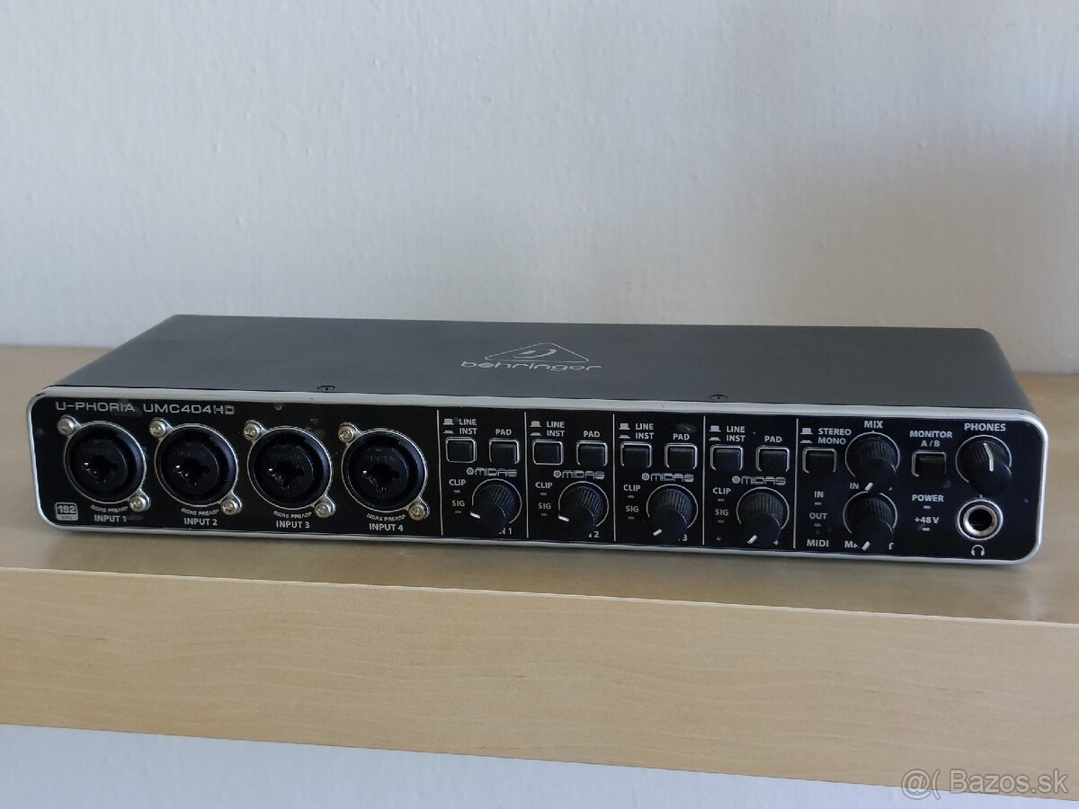 Behringer UMC404HD audio interface