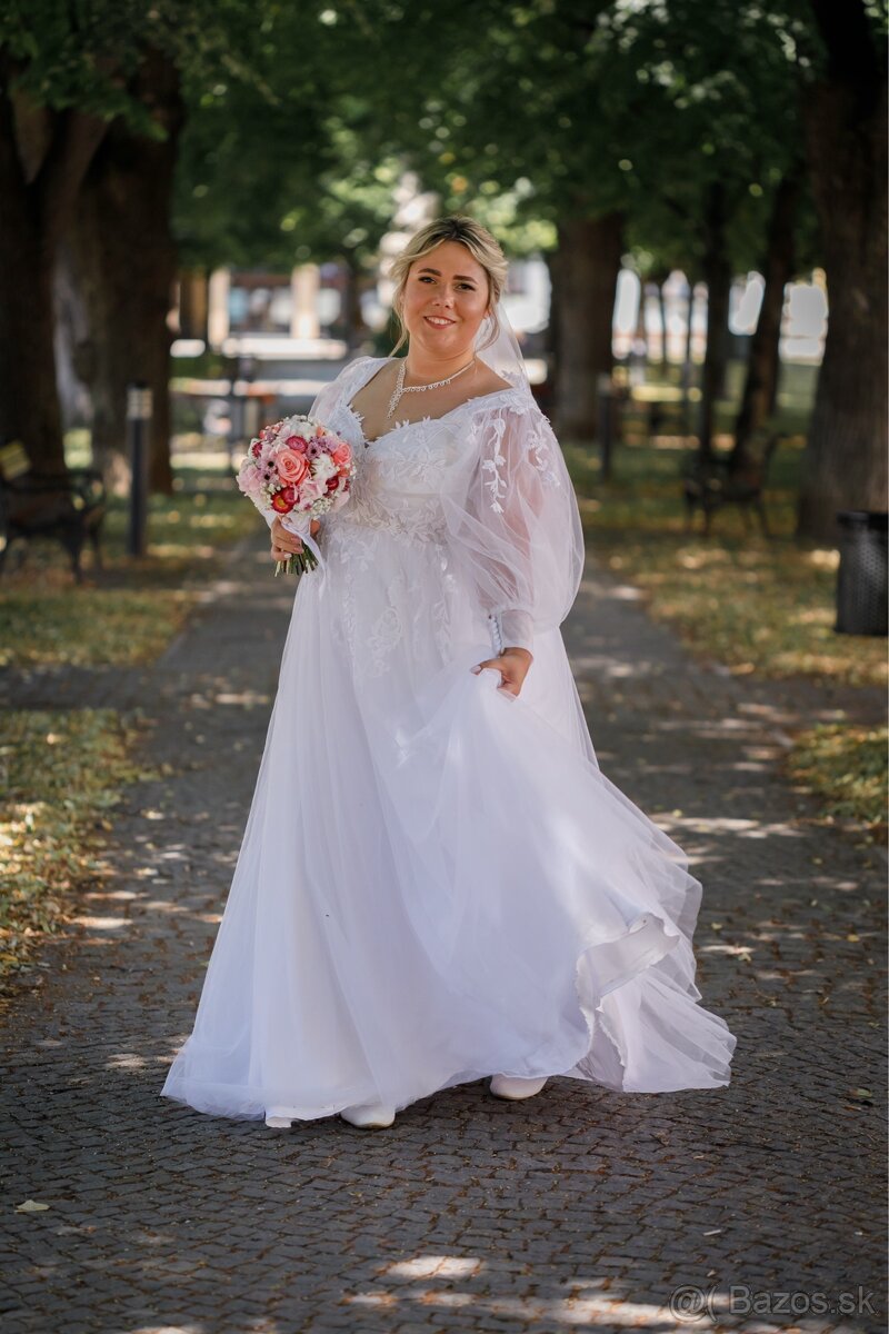 Svadobné šaty